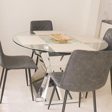 Moderne Zweizimmerwohnung Essen Exteriér fotografie