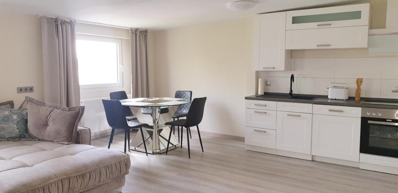 Moderne Zweizimmerwohnung Essen Exteriér fotografie